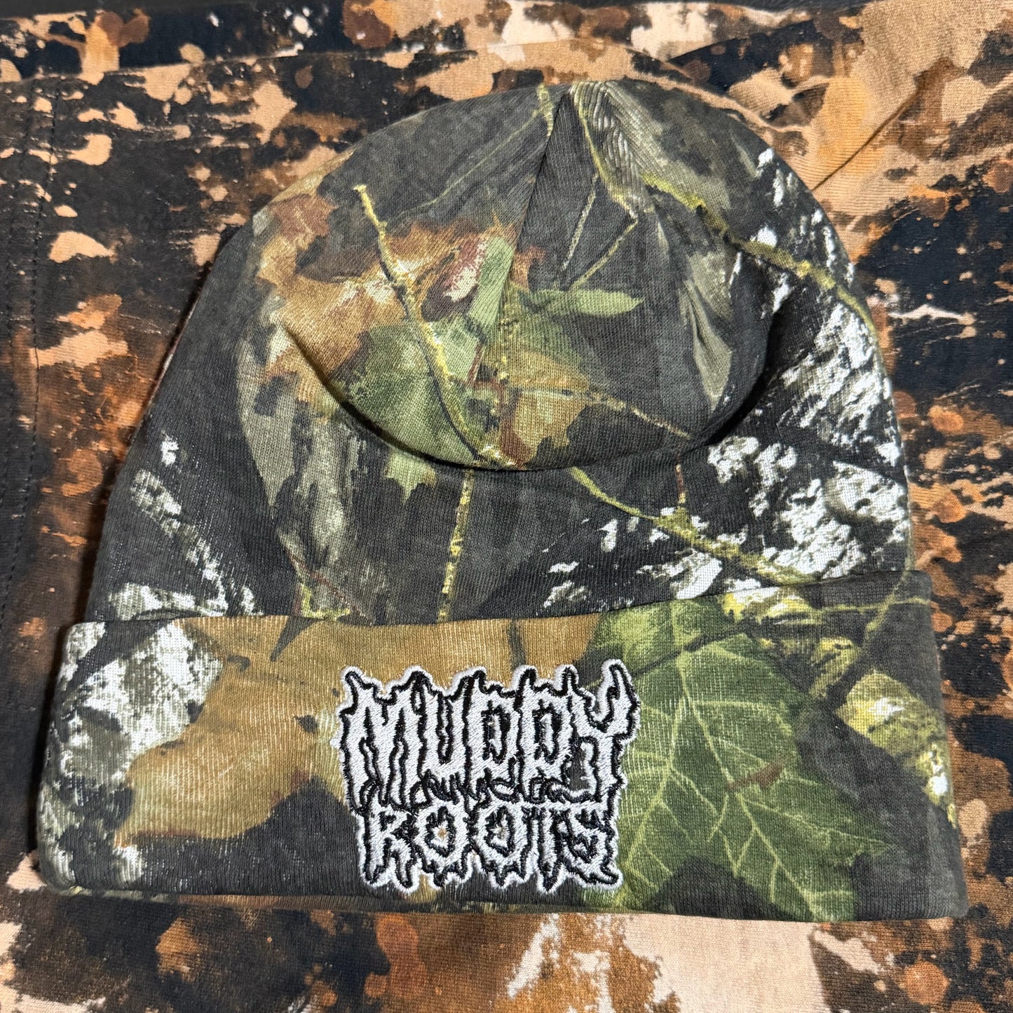 Muddy Roots Camo Beanie White Print