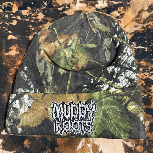 Muddy Roots Camo Beanie White Print